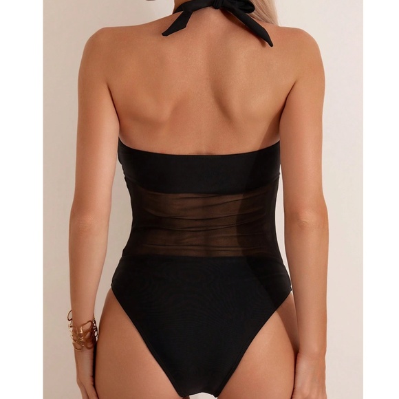Plunging Neck Cut out Halter Monokini One piece Swimsuit - Picture 4 of 9